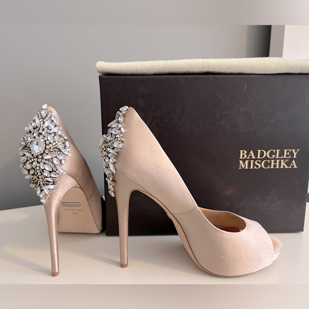 BADGLEY MISCHKA Kiara heels. Size 10.  Worn 3-4 times.